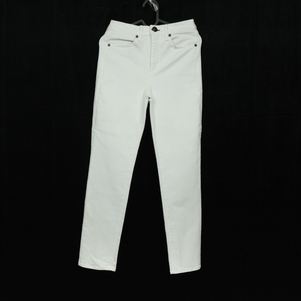 Rag & bone high rise skinny ankle jean. Size 25 off white